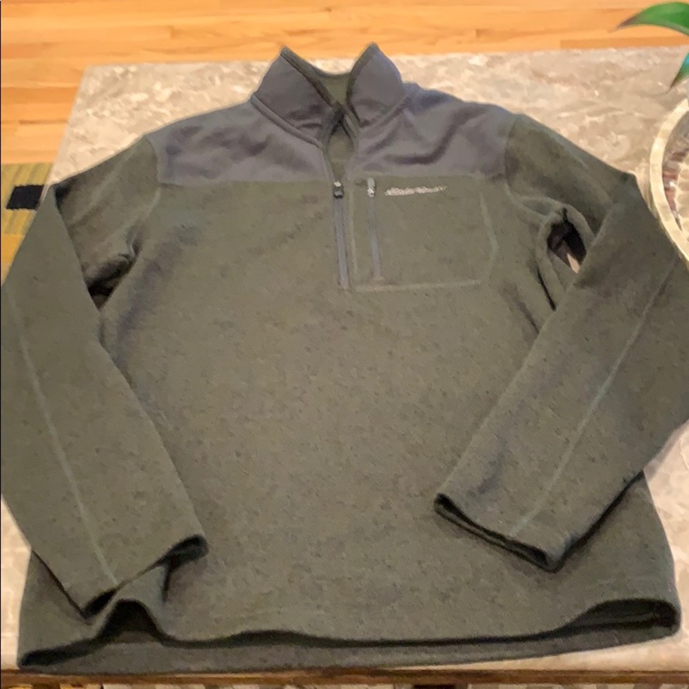 Eddie Bauer polyester half-zip performance mock neck sweater, medium.